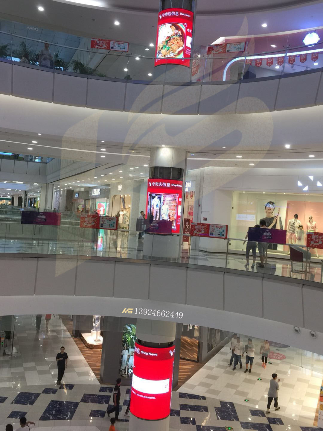 12 flexible LED circular LED display screens Suzhou Yongwang Dream City