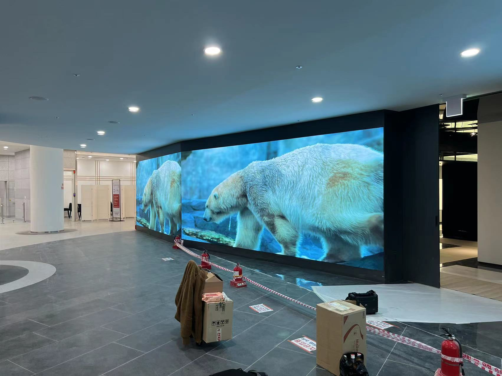 Indoor LED display screen for shopping malls, South Korea