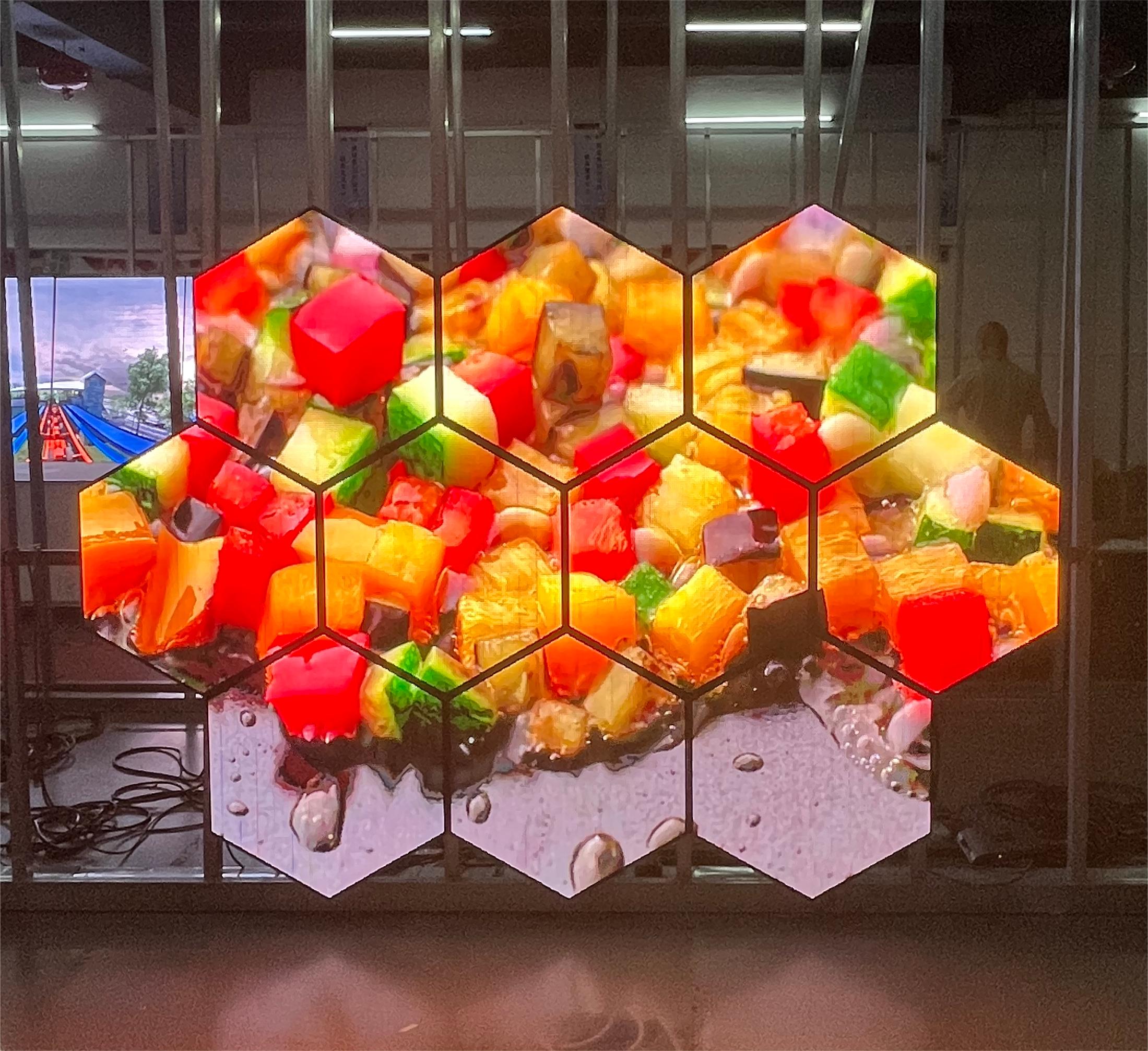 Hexagonal Led Screen / Full Color Hexagon Special-Shaped LED Display