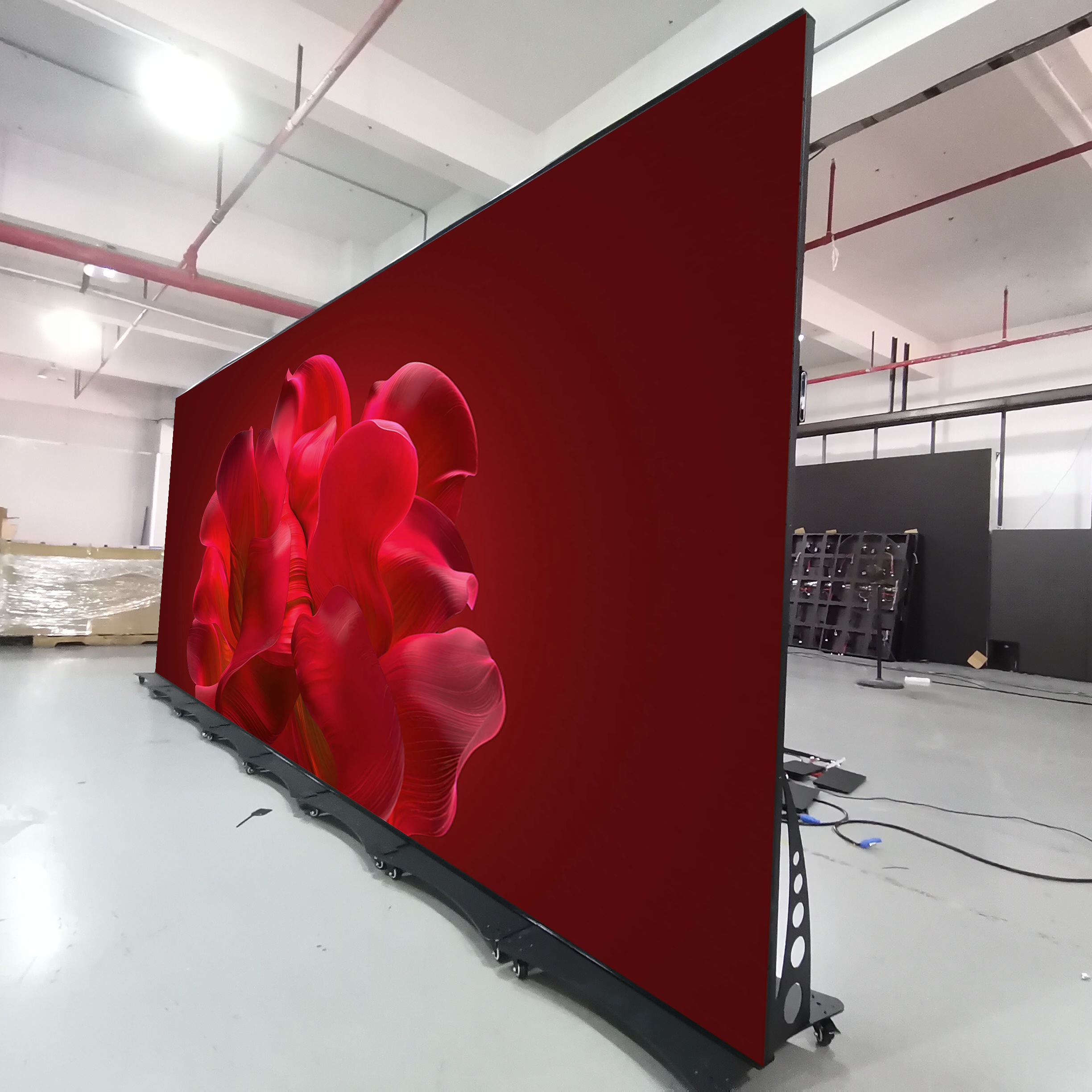 P1.53 Led Poster Screen 640x1920mm Standing Led Display