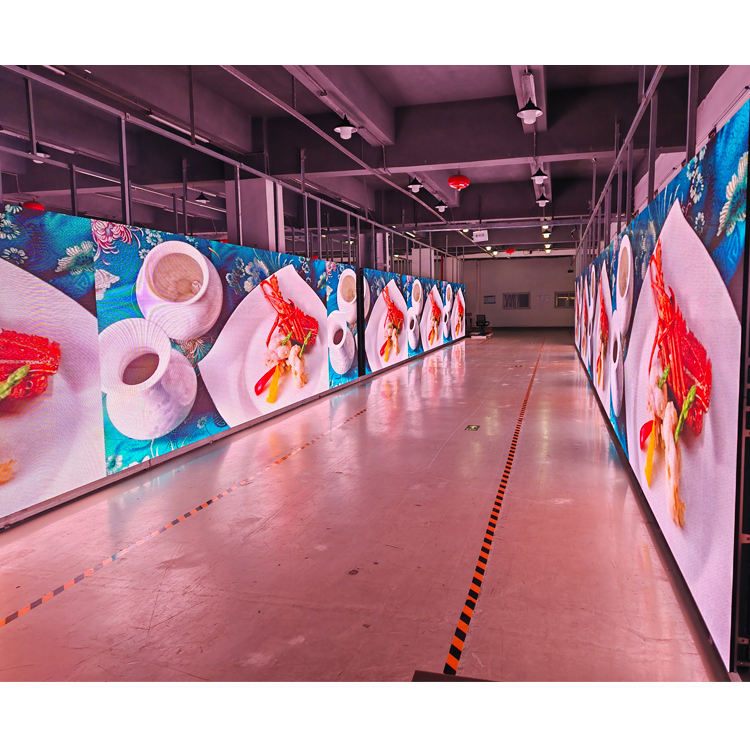 P2.6 Indoor ultra-thin double-sided LED display screen